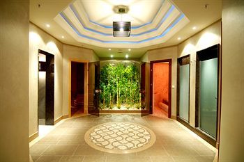 Hotel Titanic Business Kartal
