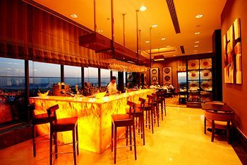 Hotel Titanic Business Kartal
