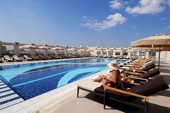 Hotel Titanic Business Kartal