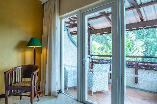 Aanari Hotel & Spa