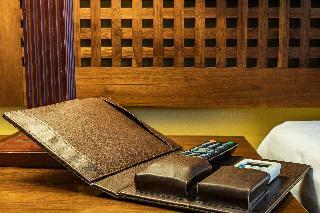 Aanari Hotel & Spa