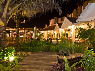 Aanari Hotel & Spa