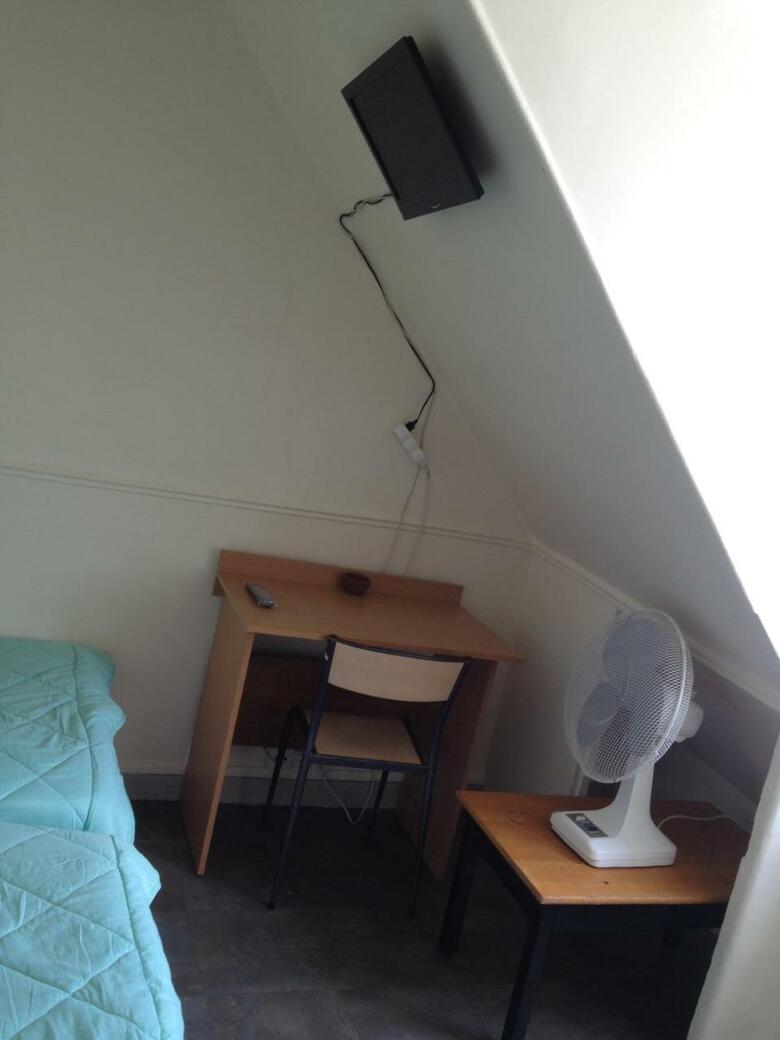 Au Royal Mad Hotel