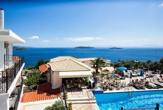 Apartamentos Fiorella Sea View