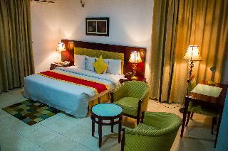 Hotel Crystal Court