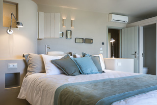 Hotel F Zeen