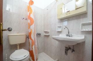 Bed & Breakfast Depis Economy Studios