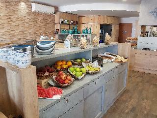 Hotel Yianna Caravel "by Checkin"