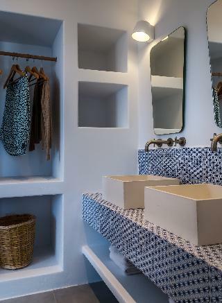 Hotel Milos Breeze
