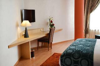 Le 135 Hotel