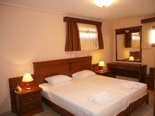 Mylos Hotel & Apartments