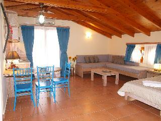 Mylos Hotel & Apartments