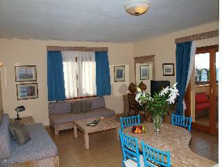 Mylos Hotel & Apartments
