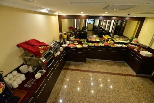 Golden Rest Hotel