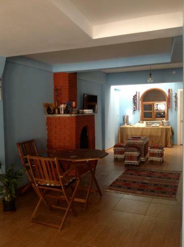 Ephesian Guesthouse & Hotel