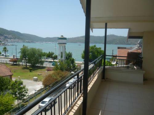 Bed & Breakfast Cicek Hotel