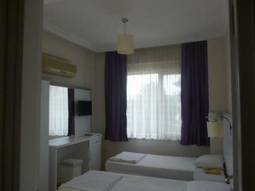 Bed & Breakfast Cicek Hotel