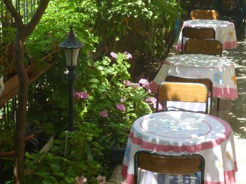 Bed & Breakfast Cicek Hotel