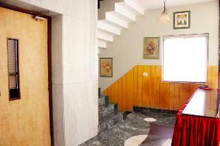 Fabhotel Conclave Comfort East Of Kailash