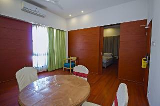 Fabhotel Rathi Residency