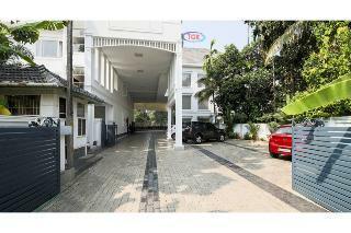 Hotel Treebo Tgr Suites, Cochin