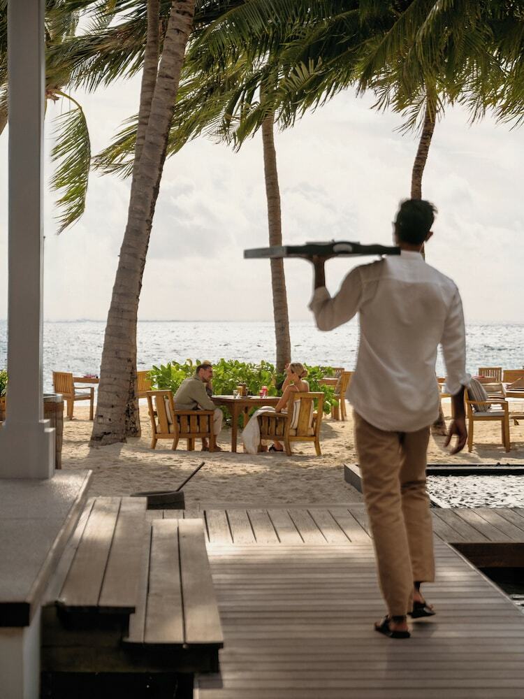 Hotel Raffles Maldives Meradhoo Resort
