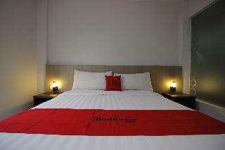 Hotel Reddoorz Plus @ Tb Simatupang