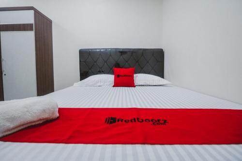 Hostal Reddoorz Plus Near Semanggi