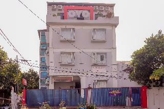 Hotel Oyo 208 G House