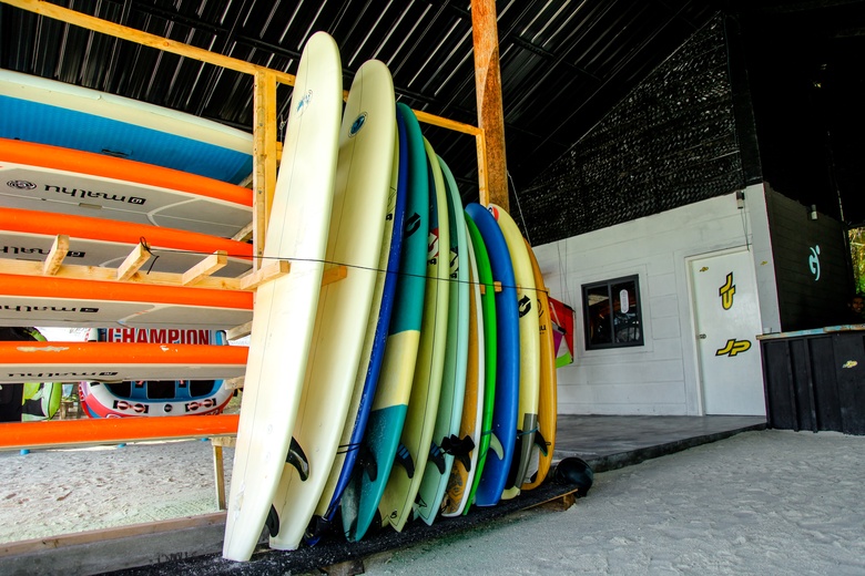 Hotel Rahaa Resort