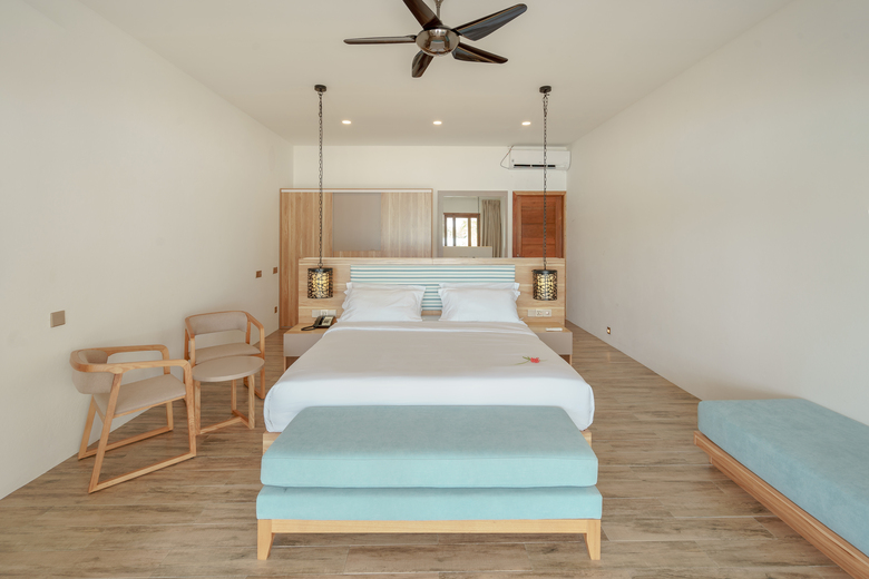 Hotel Rahaa Resort