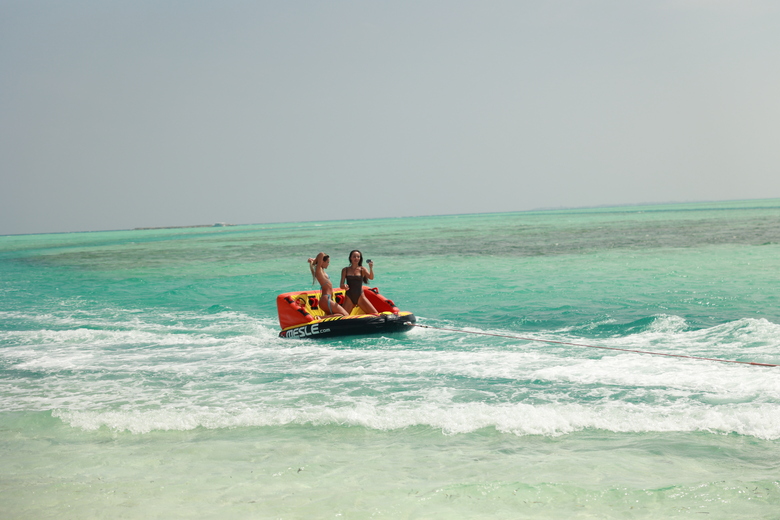 Hotel Rahaa Resort
