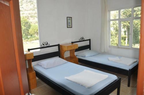 Hostal Mursel Pension Garden Hotel