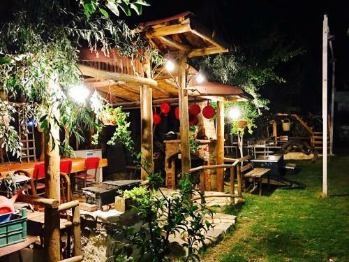 Hostal Mursel Pension Garden Hotel