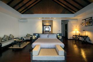 Hotel Atmosphere Kanifushi Maldives