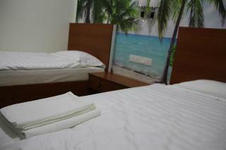 Rain Forest Hotel