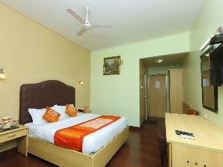 Hotel Oyo 14933 Rpr Residency