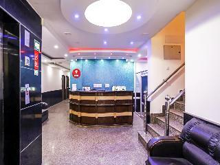 Oyo 7578 Hotel Luck Residency