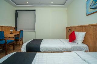Capital O 33450 Hotel La Prosperite