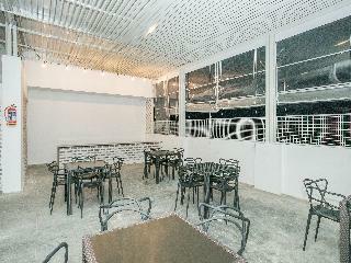 Hotel Capital O 15744 Northern Suites