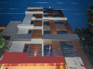 Hotel Capital O 15744 Northern Suites
