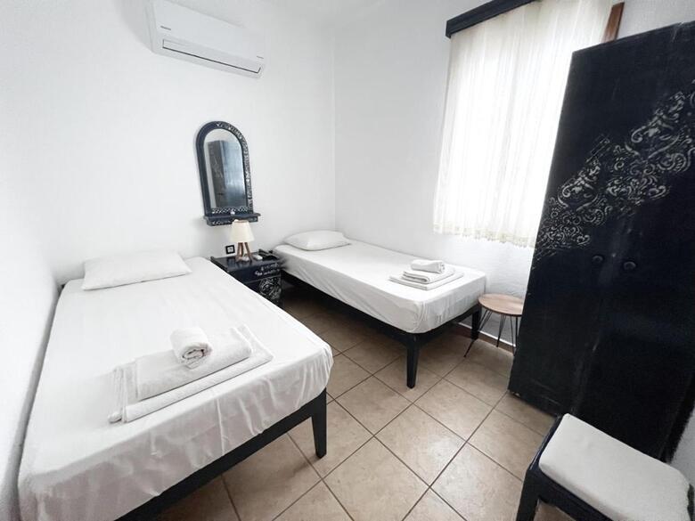 Hostal Kaya Pension
