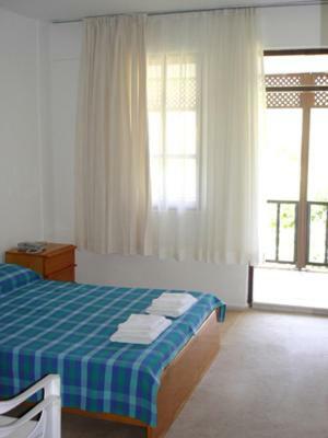 Hostal Villa Rhapsody Pension