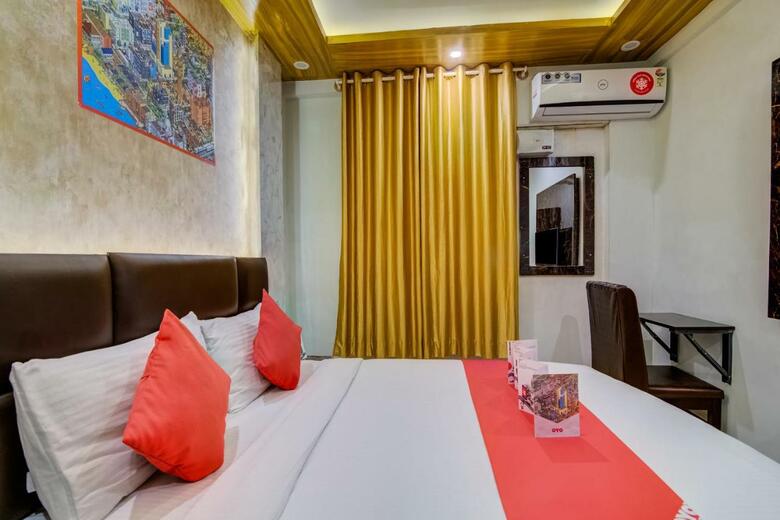 Hotel Oyo 11915 Varcity Park