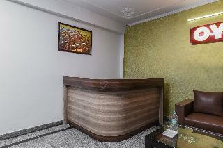 Hotel Oyo 16482 Aster Studio Stay