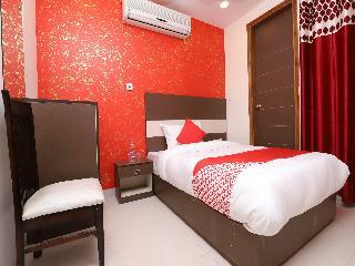 Oyo 19687 Hotel Airway