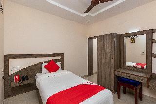 Hotel Oyo 36246 Nagoorar Inn