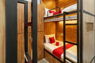 Reddoorz Plus Near Senayan City