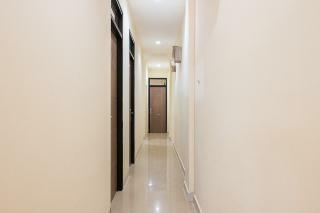 Reddoorz @ Tebet Barat 2