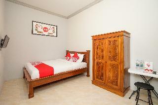 Hotel Oyo 720 Griya Nina Syariah